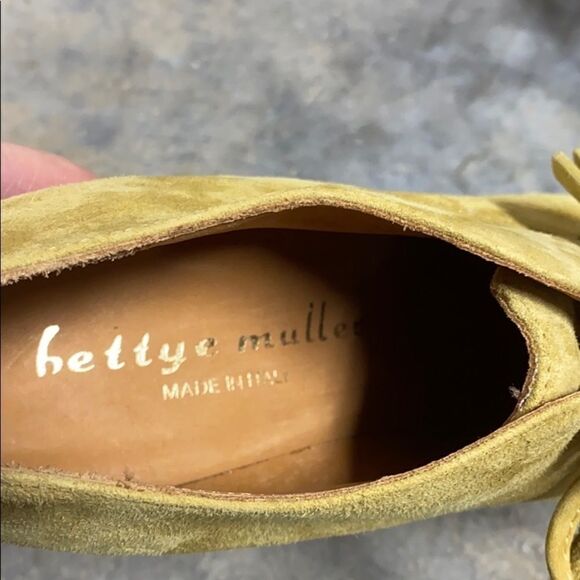 Bettye Muller Mustard Roxy Suede Nettario Heeled Bootie - Picture 7 of 9
